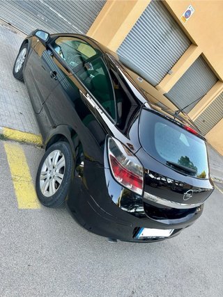 Opel Astra gtc 2007