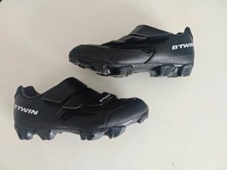 Stivali MTB B'Twin taglia 38/39 (24,5 cm)