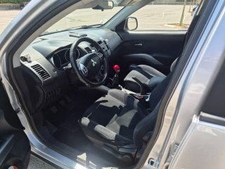 Mitsubishi Outlander 2008