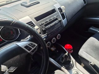 Mitsubishi Outlander 2008