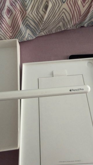 iPad Air 11 Wifi Plata con lapiz pro 700€