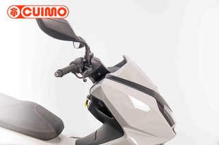 KYMCO SKYTOWN 125