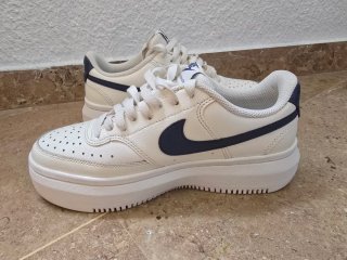 Nike Court Vision Alta Mujer Blancas y Azul