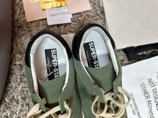 Zapatillas Golden Goose Verdes y Beige