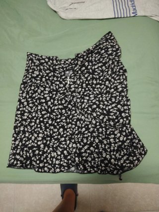 Falda corta estampada floral, Shein