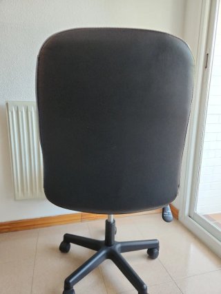Silla de escritorio negra