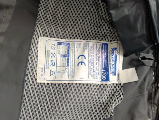 Traje de agua impermeable M