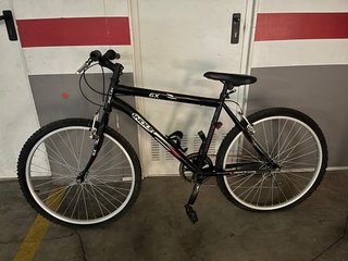 Bicicleta INDUR 6X Negra