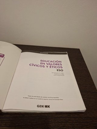Educación en Valores Cívicos y Éticos ESO. Libr...