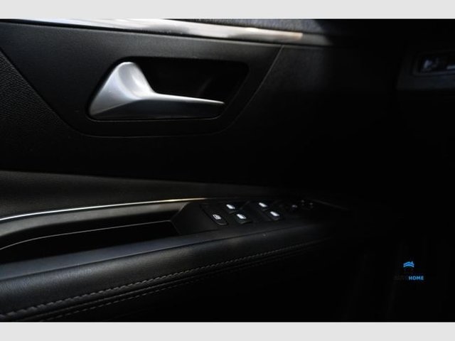 Peugeot 3008 1.5 BlueHDi 96kW (130CV) S&S Allure