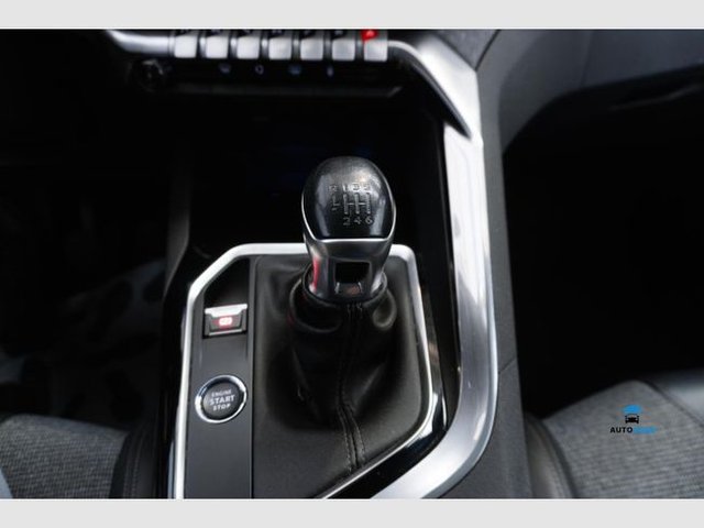 Peugeot 3008 1.5 BlueHDi 96kW (130CV) S&S Allure
