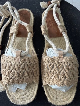 Alpargatas Zara Beige Nuevas