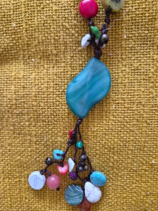 Collar largo piedras naturales multicolor