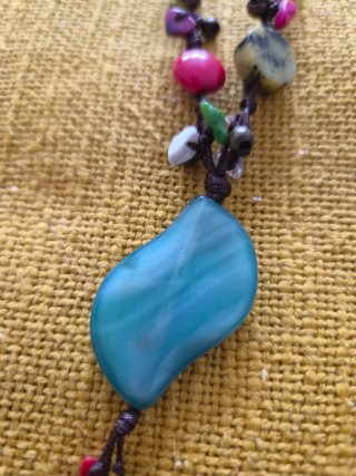 Collar largo piedras naturales multicolor