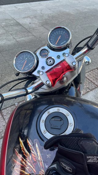 Moto Hyosung Aquila 250cc Negra/Roja