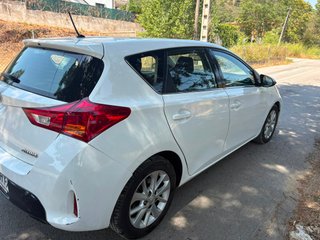 Toyota Auris 2.0 D-4D 120CV Active pack confort