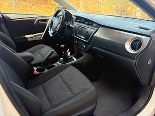 Toyota Auris 2.0 D-4D 120CV Active pack confort