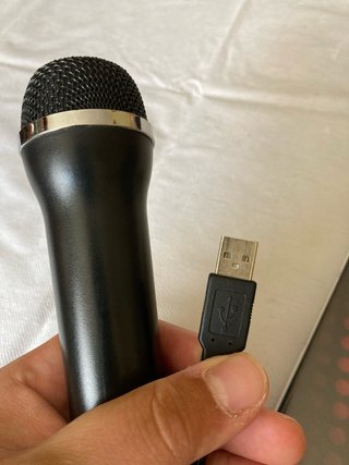Wii La Voz Vol.2 + Micrófono Woxter