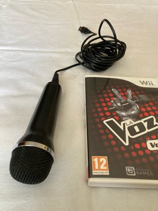 Wii La Voz Vol.2 + Micrófono Woxter
