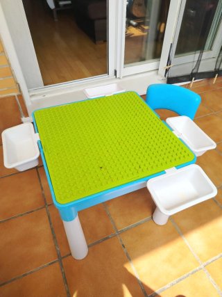 Mesa de construcción para niños