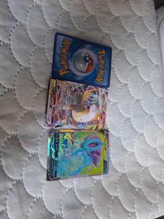 3 Cartas Pokémon VMAX y V (Español)