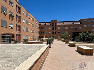 Piso en alquiler en Cuatro vientos en Madrid