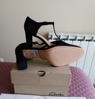 Salomé Tacón Piel Clarks Negro Talla 41 de 100€