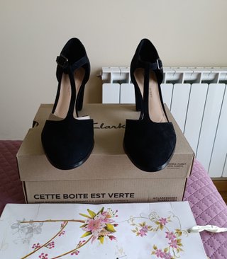 Salomé Tacón Piel Clarks Negro Talla 41 de 100€