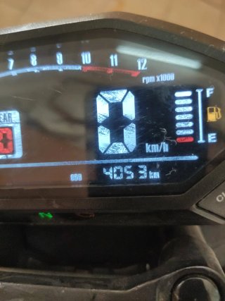 Moto Mitt PK 125 Naked Roja y Blanca