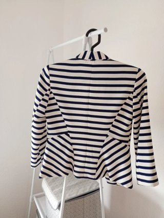 Americana Bershka rayas azul y blanco Talla XS