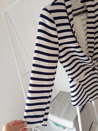 Americana Bershka rayas azul y blanco Talla XS
