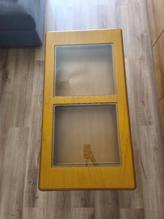 Mesa centro elevable de madera y cristal
