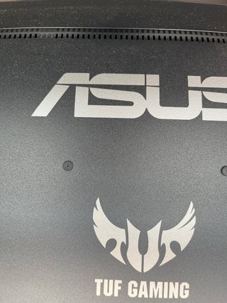 PC Gaming Nox con pantalla curva Asus