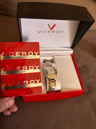 Reloj Viceroy Dorado y Plateado *Precio negonegoc