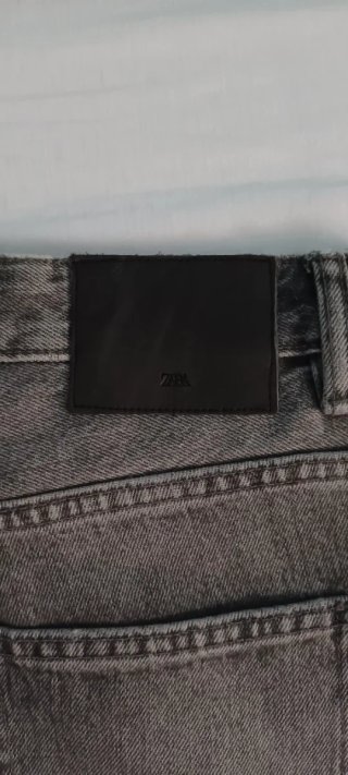 Jeans Slim Tapered Fit Zara
