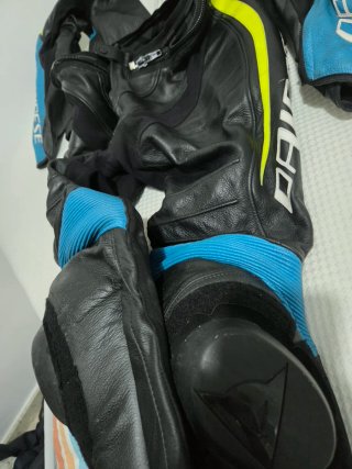 Mono Dainese Hombre Talla 50
