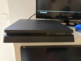 Ps4 Slim 500GB Negra + 2 Mandos