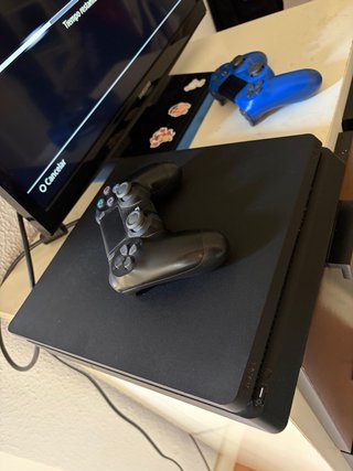 Ps4 Slim 500GB Negra + 2 Mandos
