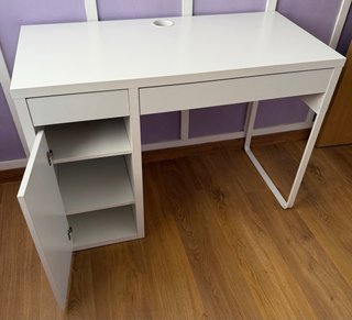 Escritorio IKEA modelo MICKE blanco