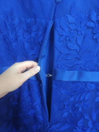Traje de fiesta azul para madrina