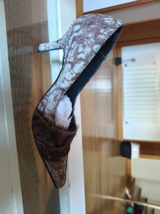 Zapatos de tacón de piel espectaculares