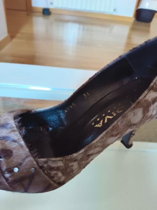 Zapatos de tacón de piel espectaculares