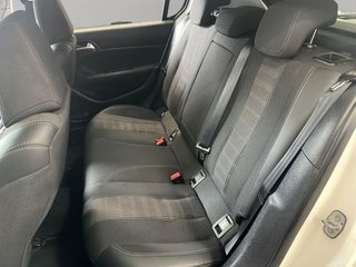 Peugeot 308 5p Allure Pack PureTech 130 S&S