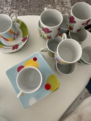 Tazas de porcelana blanca