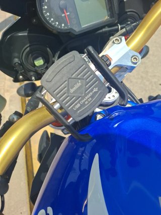 Aprilia Tuono 1000 R Azul
