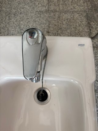 Bidé de porcelana blanco