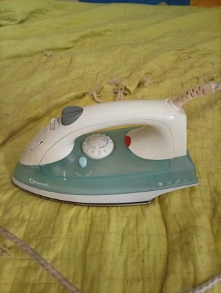 Plancha de vapor Grundig