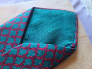 Cravatta Gucci Vintage Crest Seta '70