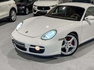 Porsche Cayman 2.7 Manual · 245 CV · Nacional · 86.000 km · CarPlay