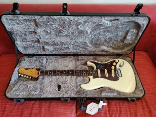 Fender Ultra Stratocaster - A estrenar